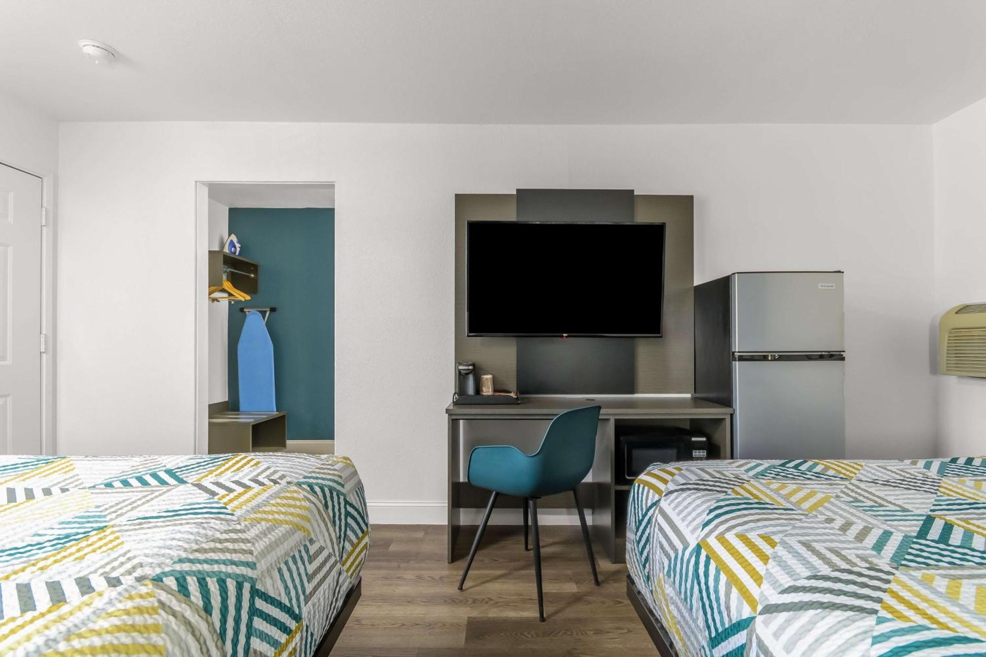 Studio 6 Suites Madera, Ca Yosemite Экстерьер фото